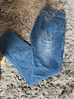 Sandpiper blue jeans butt lifting